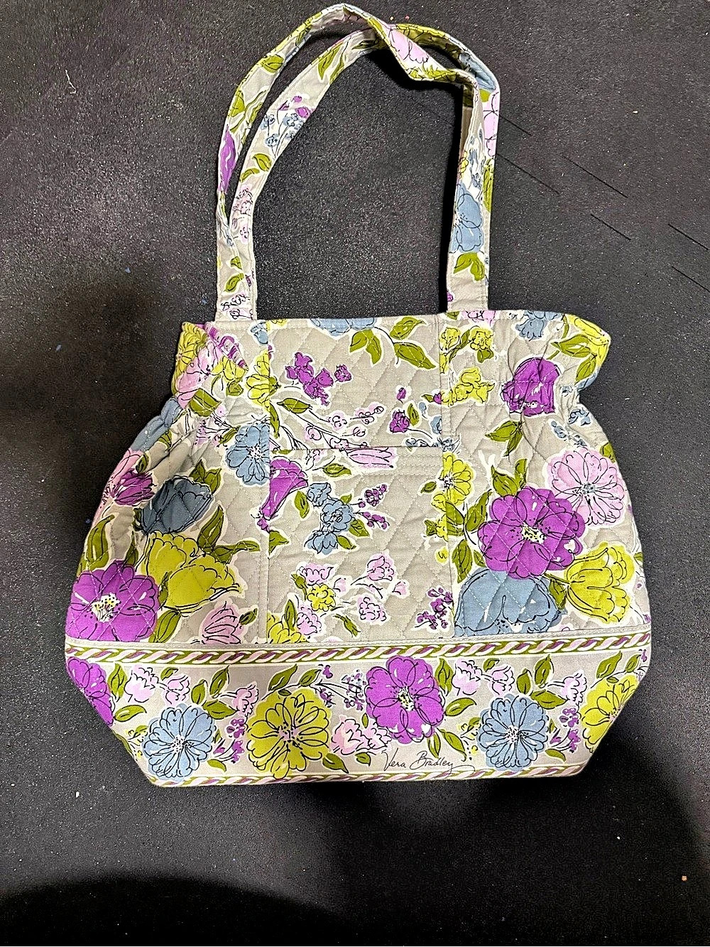 Vera Bradley retired print Tote